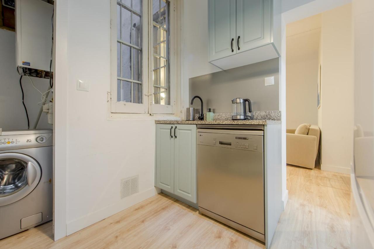 Premium Apt Para 9P En C/Olmo - Centro De Madrid Luaran gambar