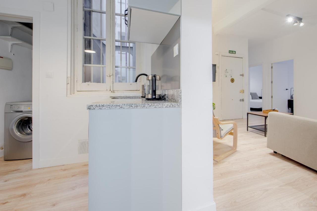 Premium Apt Para 9P En C/Olmo - Centro De Madrid Luaran gambar