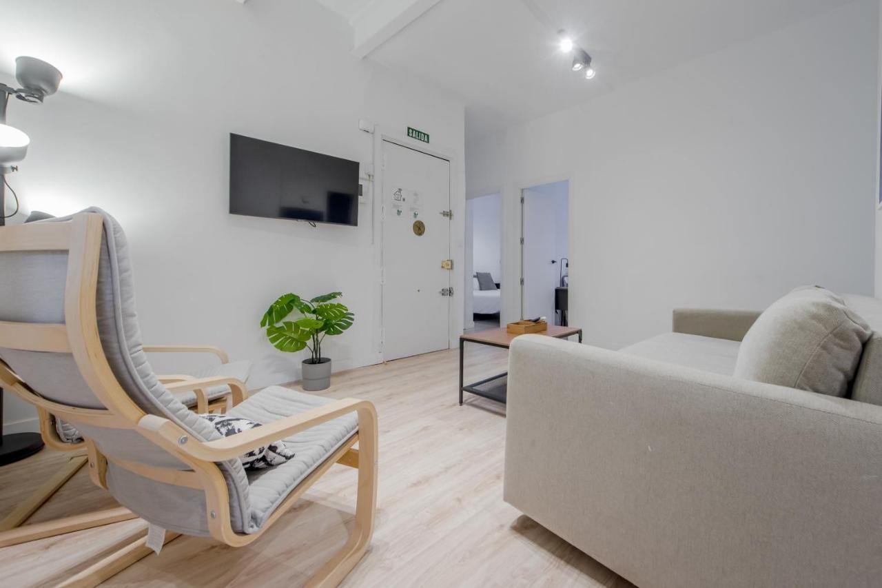 Premium Apt Para 9P En C/Olmo - Centro De Madrid Luaran gambar