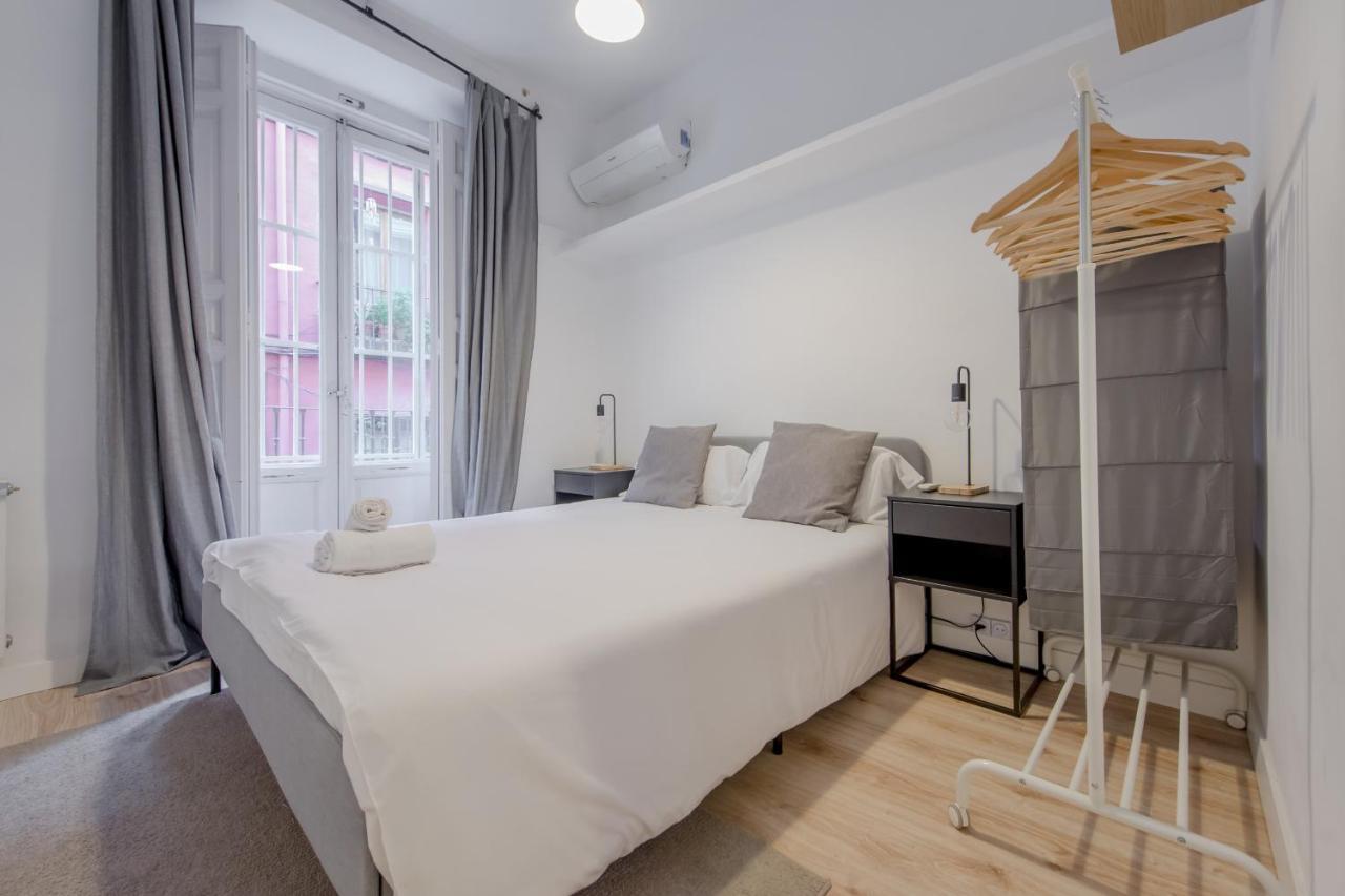 Premium Apt Para 9P En C/Olmo - Centro De Madrid Luaran gambar