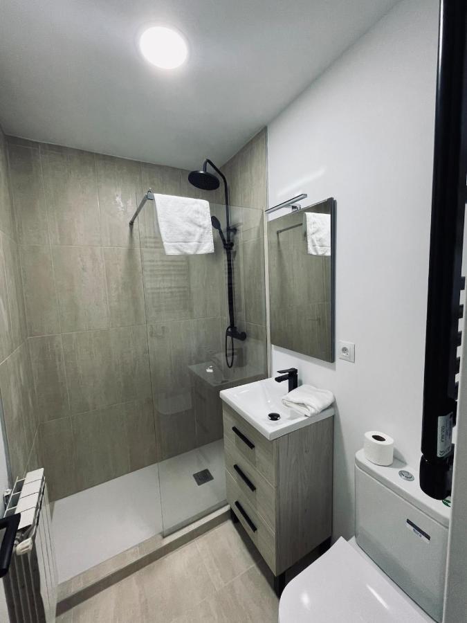 Premium Apt Para 9P En C/Olmo - Centro De Madrid Luaran gambar