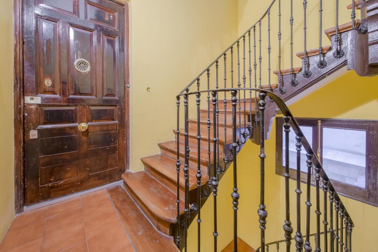 Premium Apt Para 9P En C/Olmo - Centro De Madrid Luaran gambar