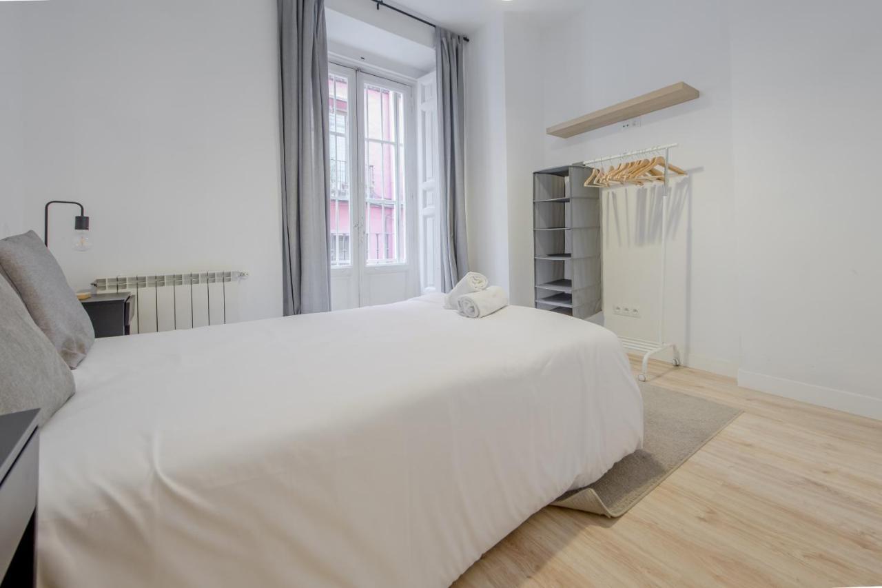 Premium Apt Para 9P En C/Olmo - Centro De Madrid Luaran gambar