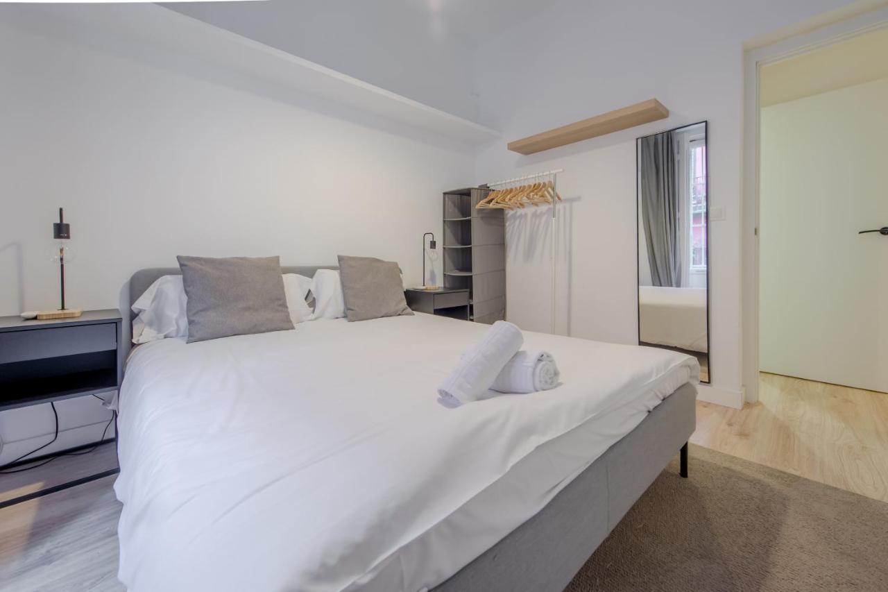 Premium Apt Para 9P En C/Olmo - Centro De Madrid Luaran gambar