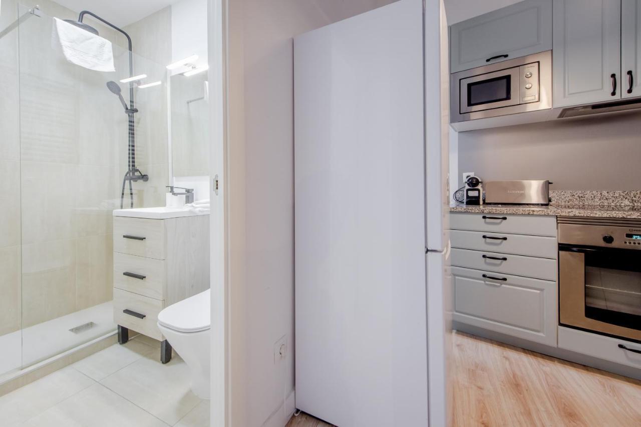 Premium Apt Para 9P En C/Olmo - Centro De Madrid Luaran gambar